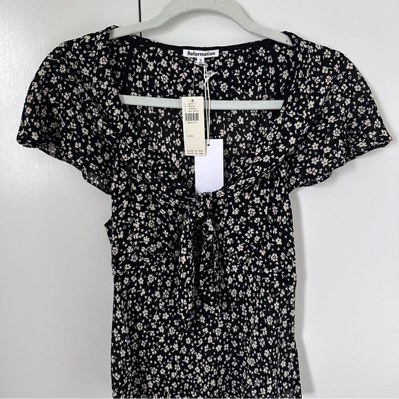 NWT Reformation Top - Picture 3 of 9